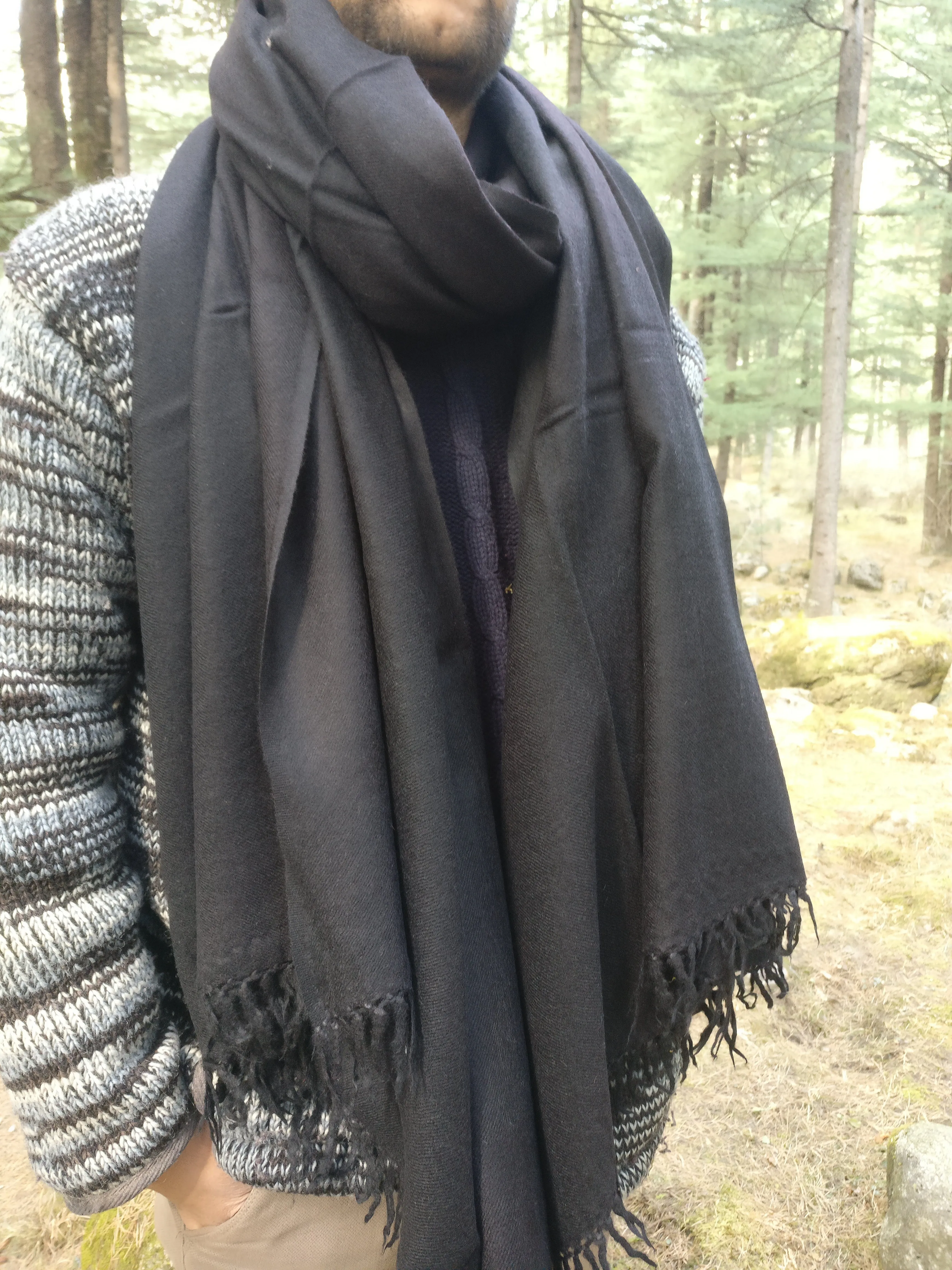 Black shawl in pure wool