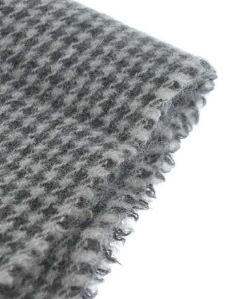 DRAKE'S Winter scarves