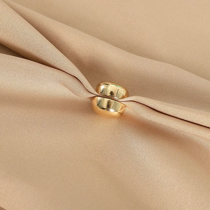 Foreign Trade Hot Selling Magnet Magnetic Snap Silk Scarf Clip Ornament Women's Yarn Scarf Accessories Shawl Buckle Dual-use Fashion Hairware