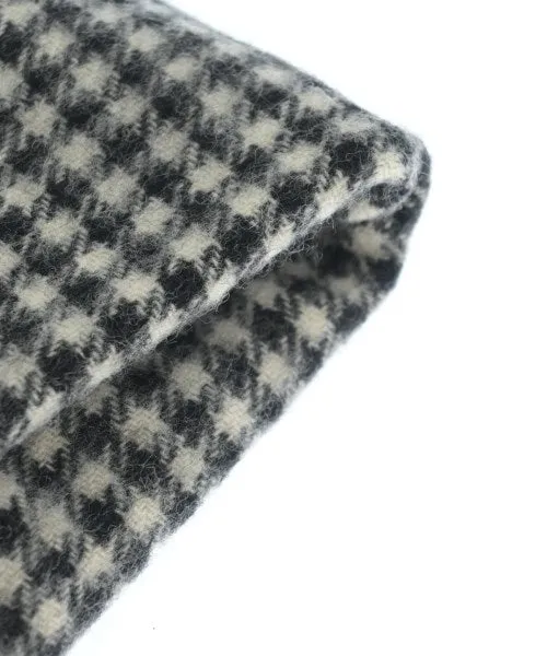 NATURAL BEAUTY Winter scarves