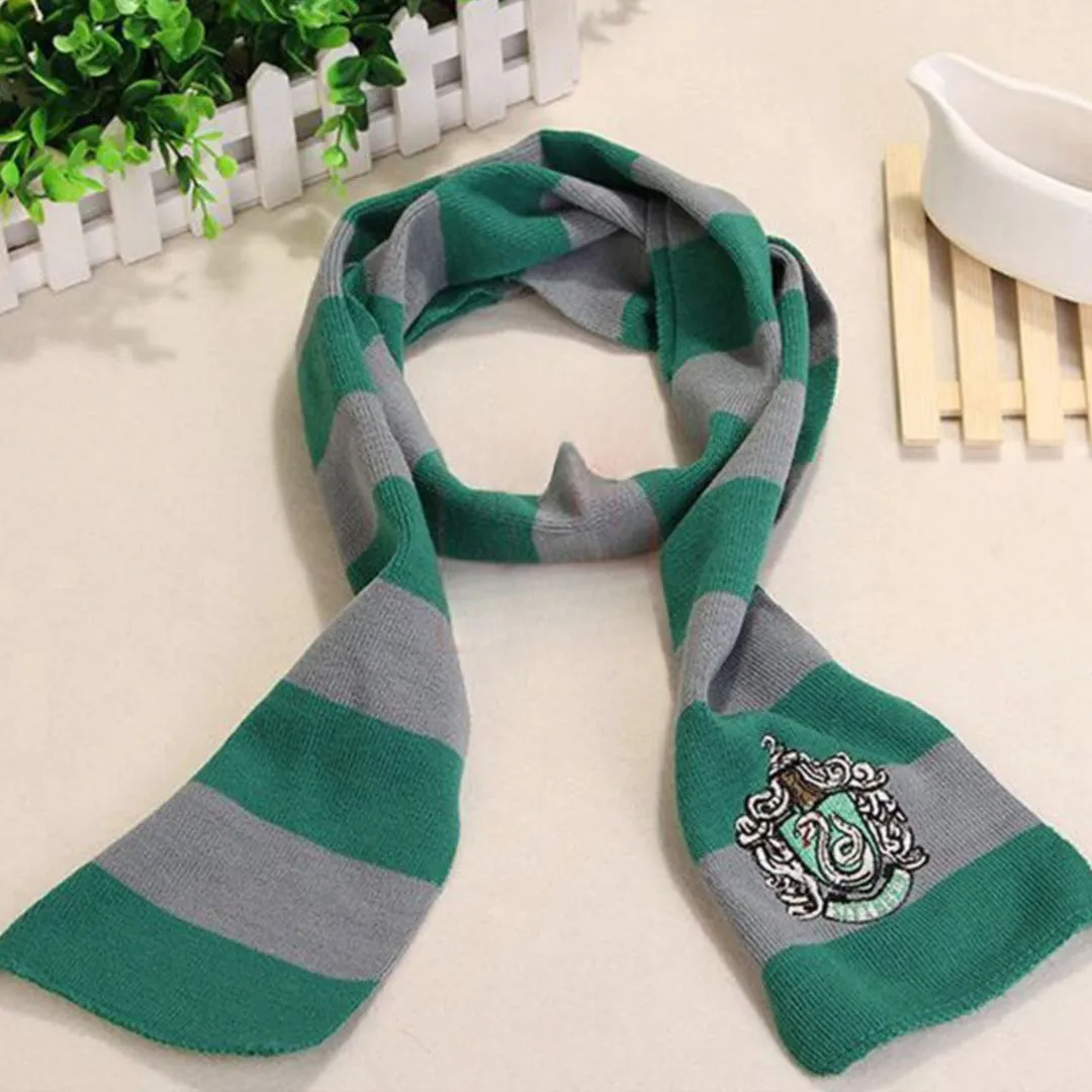 Official Harry Potter Scarf | Scarf with House Emblem for Cosplay - By CineReplicas