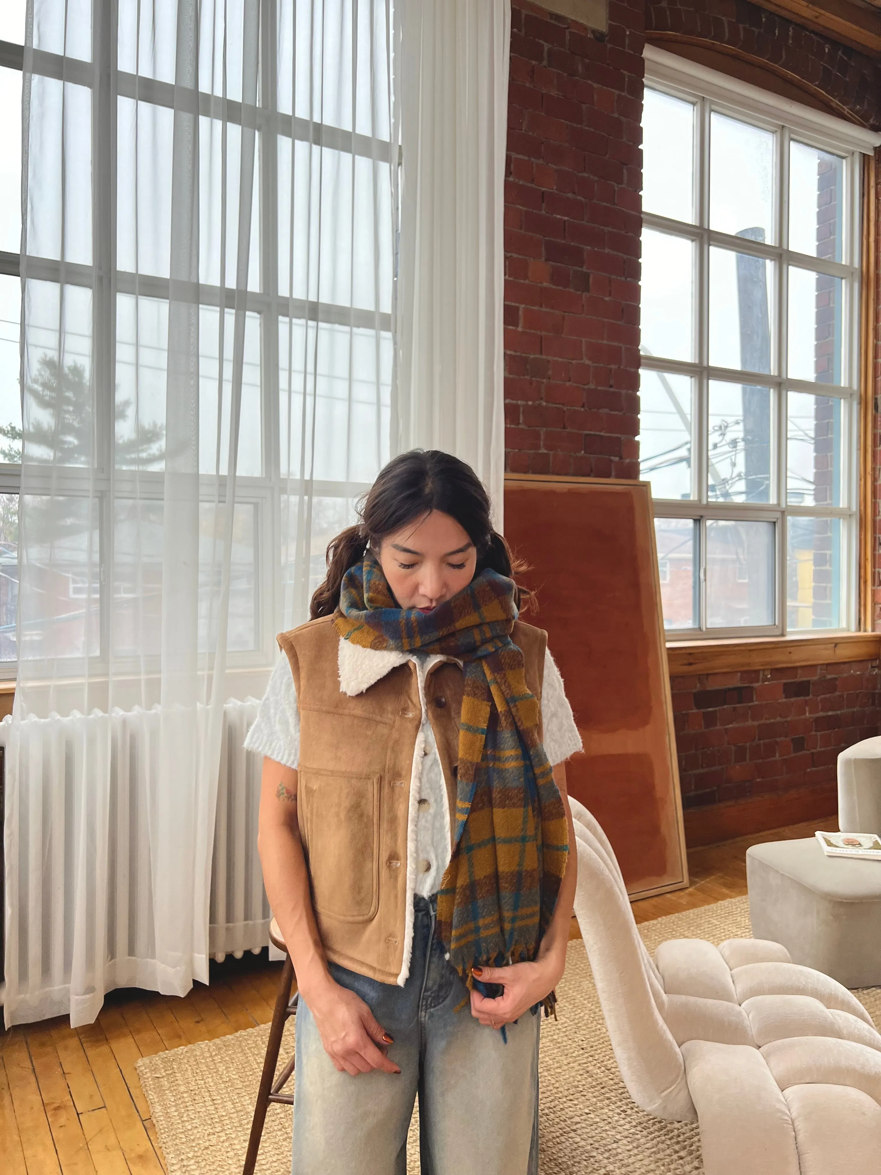 RANGE Plaid scarf